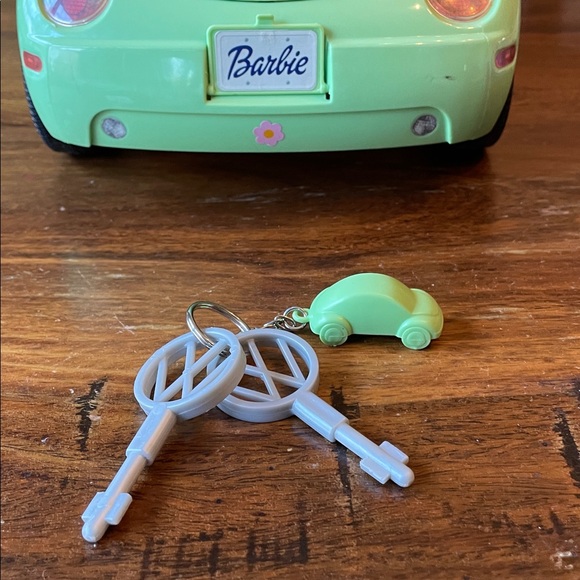Barbie VW Volkswagen Mint Green Beetle Bug w/ 2 keys on key ring Mattel 2000 - Picture 5 of 16